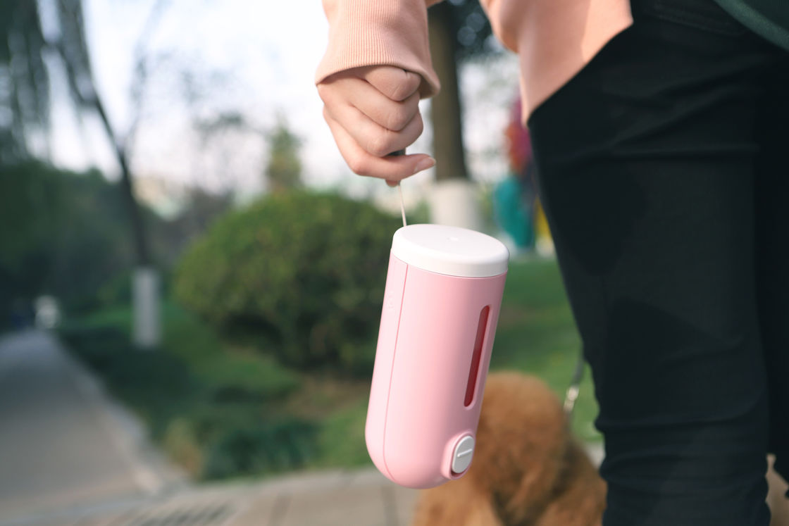 গোলাপী Foldable কুকুর জল বোতল Dispenser ছোট কুকুর মিনি পোর্টেবল পোষা কেটলি